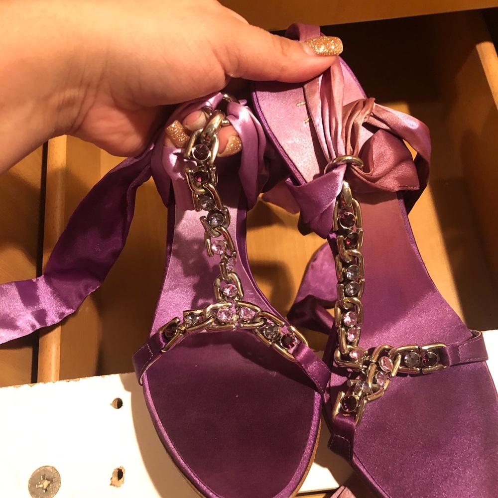Beautiful shoes - Picture 4 of 6